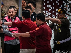 Kali Ketiga Eks Waka BGN Lodewyk Pusung Gugat soal Penyitaan