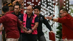 Video Terpopuler Sepekan: Dadan cs Ditahan Kejagung-Wamen Imipas Diciduk KPK