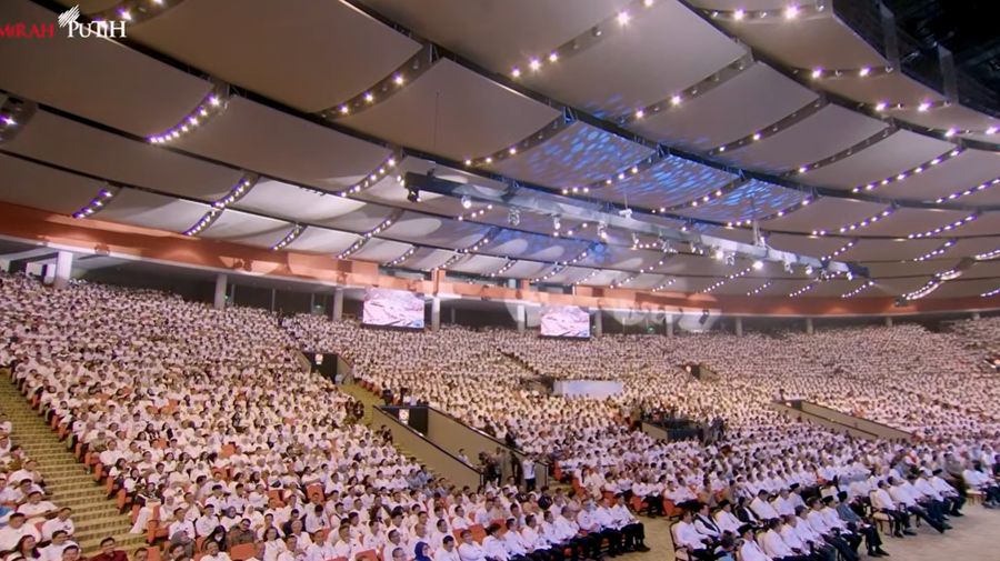 Suasana acara Building Indonesia's Future Generations Through Nutrition yang diselenggarakan di Sentul International Convention Center (SICC), Kabupaten Bogor, Provinsi Jawa Barat, pada Rabu, (3/6/2026). (Tangkapan Layar Youtube BPMI)