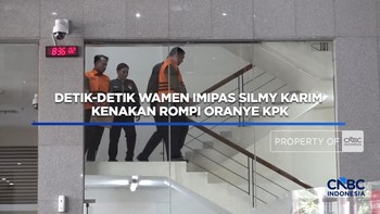 Detik-Detik Wamen Imipas Silmy Karim Kenakan Rompi Oranye KPK
