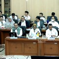 Komisi XII DPR RI - RDP dengan Dirjen Ketenagalistrikan dan Dirjen EBTKE RI serta Dirut PLN di Gedung DPR RI, Jakarta (4/6/2026). (Tangkapan layar TVR Parlemen)