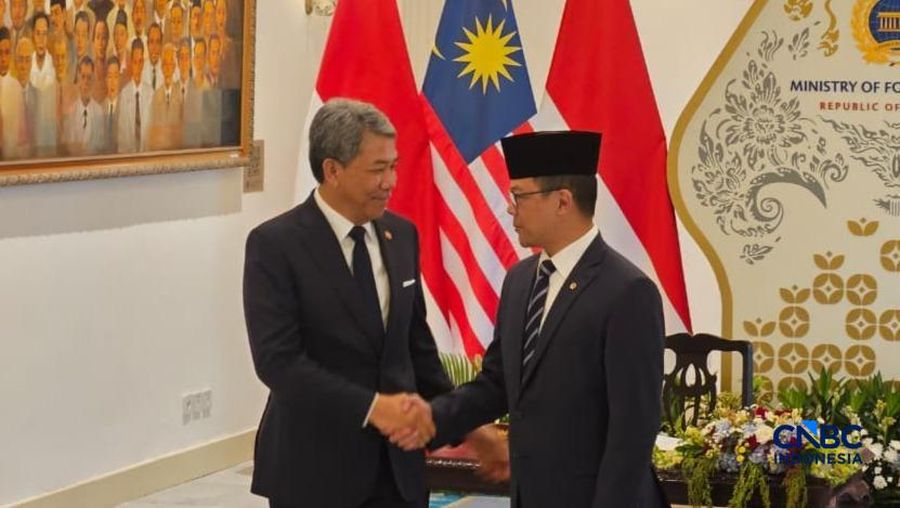 Menteri Luar Negeri RI Sugiono melakukan pertemuan bilateral Joint Commission for Bilateral Cooperation dengan Menteri Luar Negeri Malaysia Mohamad Hasan di Jakarta, Kamis (4/6/2026).