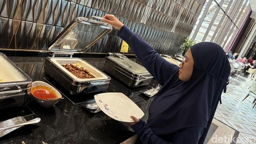 Foto: Sarapan di The Trans Luxury Hotel Surabaya. (Dokumentasi detikcom/Aprilia Devi)