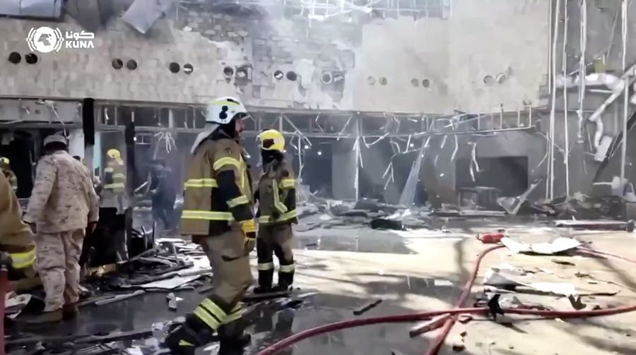 Serangan drone dan rudal Iran merusak fasilitas di Bandara Internasional Kuwait pada Rabu (3/6/2026) menewaskan satu orang dan menyebabkan lebih dari 60 orang lainnya mengalami luka-luka.