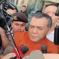 Wakil Menteri Imigrasi dan Permasyarakatan (Wamen Imipas), Silmy Karim memakai rompi oranye. (Dok. Detikcom/Kurniawan Fadilah)