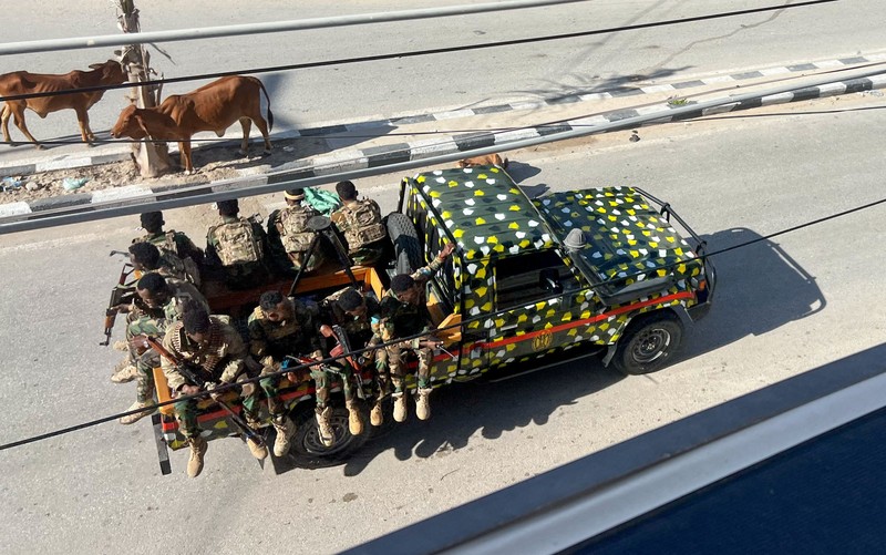 Ketegangan politik di Somalia kembali memanas setelah baku tembak hebat meletus di pusat ibu kota Mogadishu pada Jumat (5/6/2026). (REUTERS/Feisal Omar)
