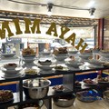 Kondisi Rumah Makan Padang di Tebet, Jakarta Selatan pada Jumat (5/6/2026). (CNBC Indoensia/Elga Nurmutia)
