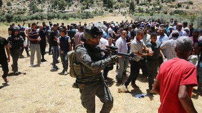 Bentrokan di Hebron, Tiga Warga Palestina Terluka