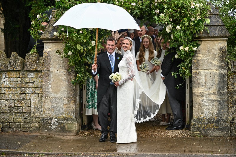 Peter Phillips resmi menikahi Harriet Sperling dalam upacara yang digelar di Gereja All Saints, Kemble, Cirencester, Inggris, Sabtu (6/6/2026). REUTERS/Dylan Martinez