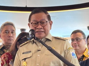 Viral Tumpukan Sampah di Kali Gendong Jakut, Ini Kata Pramono