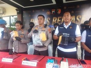 Menantu Ternyata Campur Racun Tikus ke Sate yang Tewaskan Bu Aminah