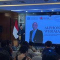 Ketua Umum Asosiasi Pengelola Pusat Belanja Indonesia (APPBI) Alphonzus Widjaja dalam Peluncuran Program BINA Holiday & Back to School di Auditorium Kementerian Perdagangan, Jakarta, Senin (8/6/2026). (CNBC Indonesia/Martyasari Rizky)