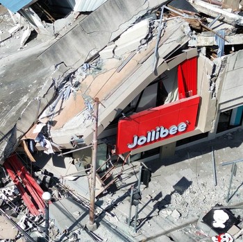 Potret Gedung Hancur Total Usai Gempa-Warning Tsunami Guncang Filipina