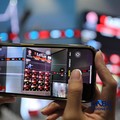 Layar menampilkan pergerakan Indeks Harga Saham Gabungan (IHSG) di gedung Bursa Efek Indonesia (BEI), Jakarta, Senin (8/6/2026). (CNBC Indonesia/Tri Susilo)