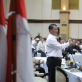 Mentan Amran Sulaiman dan Wamentan Sudaryono dalam Rapat Koordinasi Pengembangan dan Stabilisasi Harga TBS Kelapa Sawit yang dipimpin langsung Mentan Amran di Kantor Pusat Kementerian Pertanian, Jakarta, Senin (8/6/2026), dan dihadiri asosiasi petani