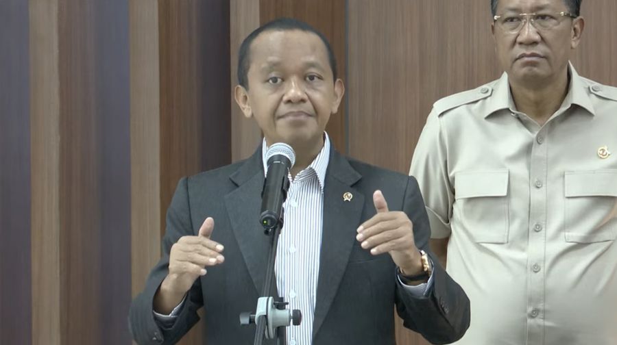 Menteri ESDM, Bahlil Lahadalia 	Menteri Sekretaris Negara Prasetyo Hadi saat konferensi pers pimpinan DPR bersama pemerintah, Senin (8/6/2026). (Dok. Istimewa)