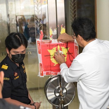Menteri Keuangan Purbaya Yudhi Sadewa saat mengunjungi gerai Tiffany & Co di Plaza Indonesia, Jakarta Pusat, Senin (8/6/2026). (Dok. Biro KLI Kemenkeu)