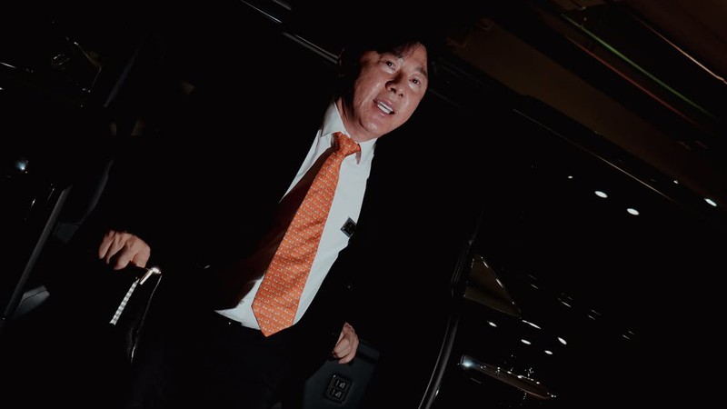 Persija Jakarta memperkenalkan Shin Tae-yong sebagai pelatih baru klub berjuluk Macan Kemayoran tersebut. Perkenalan itu digelar di Jakarta International Stadium, Jakarta Utara, Senin (8/6/2026) siang WIB. (Instagram/persija)