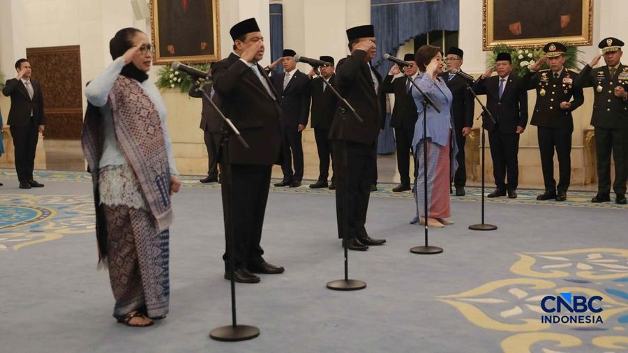 Presiden Prabowo Subianto Melantik Kepala dan Wakil Kepala BGN serta Penasihat Khusus Presiden di Istana Negara, Jakarta, Senin (8/6/2026). (CNBC Indonesia/Muhammad Sabki)