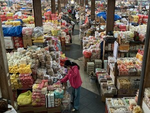 Harga Cabai Rawit-Bawang di Pasar Galiran Naik Jelang Galungan dan Kuningan
