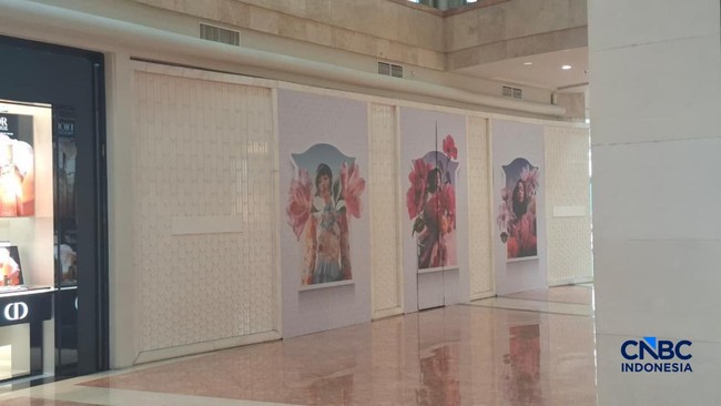 Tanpa Segel, Begini Penampakan Terbaru Toko Perhiasan Tiffany dan Co