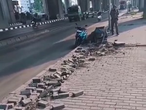 Lagi-lagi Kabel Lampu Jalan di Koja Dicuri hingga Trotoar Dibongkar