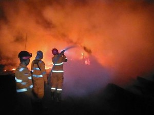 Dermaga di Kayong Utara Kalbar Terbakar, 5 Speed Boat Hangus