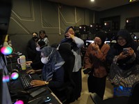 Suasana berbeda terlihat di sejumlah warnet gaming di Jakarta pada Selasa (9/6/2026), jelang dimulainya penjualan tiket konser BTS World Tour "ARIRANG" in Jakarta. (CNBC Indonesia/Tri Susilo)