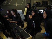 Suasana berbeda terlihat di sejumlah warnet gaming di Jakarta pada Selasa (9/6/2026), jelang dimulainya penjualan tiket konser BTS World Tour "ARIRANG" in Jakarta. (CNBC Indonesia/Tri Susilo)