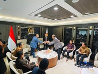 Wakil Ketua DPR RI, Sufmi Dasco bertemu pimpinan Bank Himbara. (CNBC Indonesia/Romys Bhinekasari)