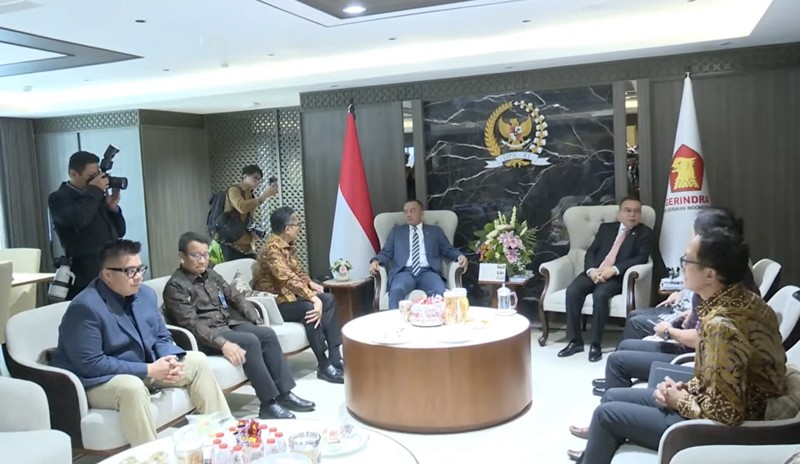 Wakil Ketua DPR RI, Sufmi Dasco bertemu pimpinan Bank Himbara. (CNBC Indonesia/Romys Bhinekasari)