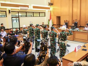 Hakim Banding Ringankan Vonis 2 Terdakwa Penyiram Air Keras ke Andrie Yunus
