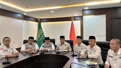 Kemenhaj Bongkar Mafia Badal Haji Fiktif, KBIHU Bermasalah Ditindak