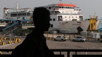 Gunung Anak Krakatau Erupsi, Penyeberangan Merak-Bakauheni Masih Normal