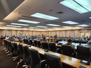Menteri HAM Ngeluh di Rapat DPR: Kami Berprestasi tapi Tak Pernah Diapresiasi