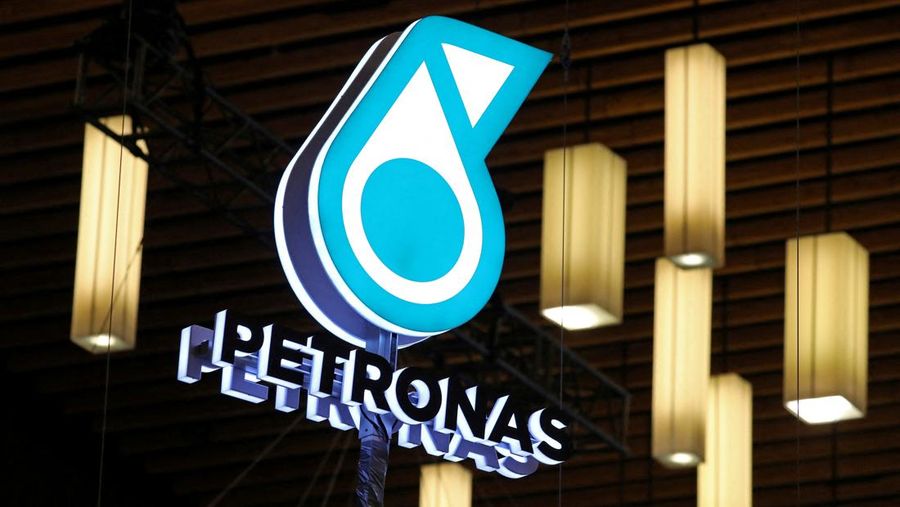 Petronas. (REUTERS/Chris Helgren/File Photo)
