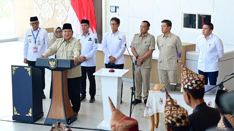Presiden Prabowo Subianto meresmikan Rumah Sakit Umum Daerah (RSUD) KH. Muhammad Thohir Krui di Kabupaten Pesisir Barat, Lampung, Rabu (10/6/2026).