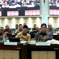 Rapat Kerja Komisi XI DPR RI dengan Menkeu, Menteri PPN/Kepala BAPPENAS, Gubernur BI DAN Ketua DK OJK, Rabu (10/6/2026). (YouTube/TVR Parlemen)