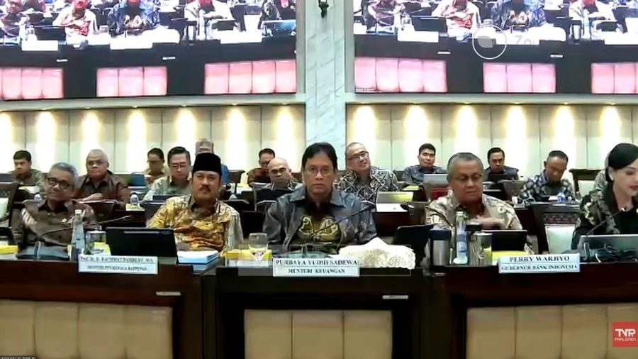 Rapat Kerja Komisi XI DPR RI dengan Menkeu, Menteri PPN/Kepala BAPPENAS, Gubernur BI DAN Ketua DK OJK, Rabu (10/6/2026). (YouTube/TVR Parlemen)