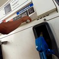 Sejumlah kendaraan mengisi Bahan Bakar Minyak (BBM) Pertamax di salah satu SPBU Pertamina di Jakarta, Rabu (10/6/2026). (CNBC Indonesia/Tri Susilo)