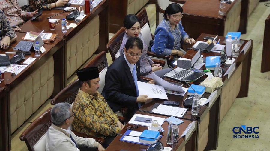 Menteri Keuangan Purbaya Yudhi Sadewa dalam Rapat Kerja bersama Komisi XI DPR RI, Jakarta, Kamis (11/6/2026). (CMNBC Indonesia/Muhammad Sabki)