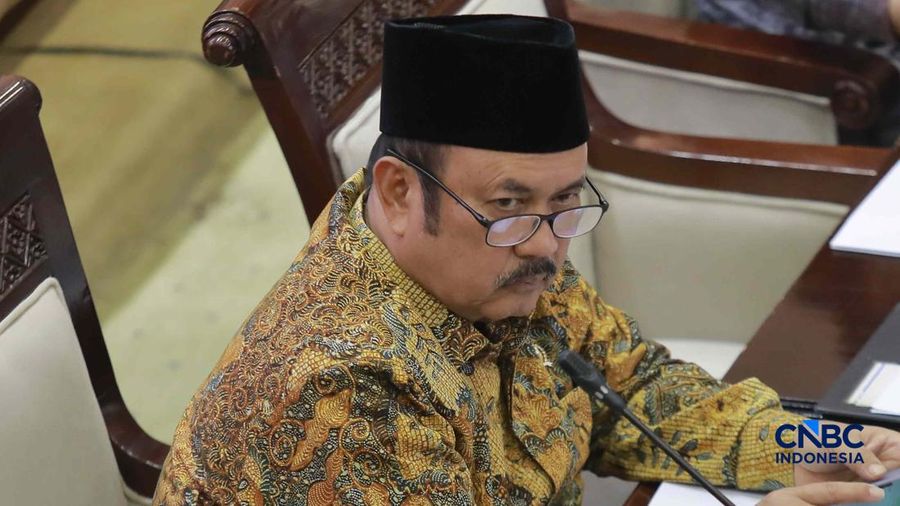 Menteri Perencanaan Pembangunan Nasional (PPN)/Kepala Bappenas Rachmat Pambudy dalam Rapat Kerja bersama Komisi XI DPR RI, Jakarta, Kamis (11/6/3036). (CNBC Indonesia/Muhammad Sabki)
