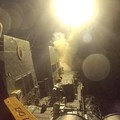USS Michael Murphy (DDG 112) meluncurkan rudal jelajah Tomahawk dari lokasi yang tidak diketahui, saat Amerika Serikat melancarkan serangan baru terhadap beberapa target semalam di Iran, kata militer AS pada hari Rabu, dalam gambar diam yang diperole