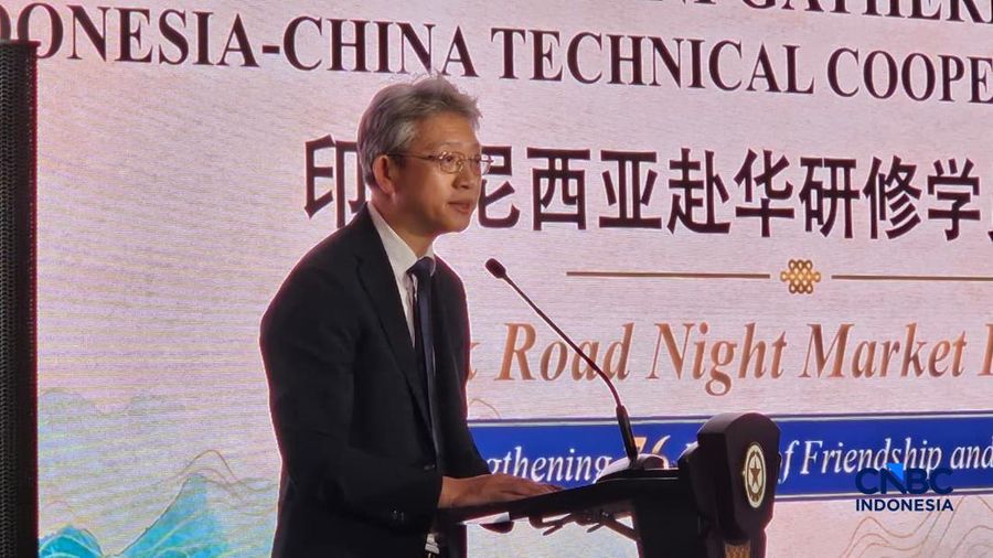 Duta Besar China untuk Indonesia Wang Lutong dalam acara Alumni Gathering: Indonesia-China Technical Cooperation Program "Silk Road Night Market Reunion” di Gedung Krida Bhakti Kementerian Sekretariat Negara, Jakarta Pusat, Kamis (11/6/2026). (CNBC