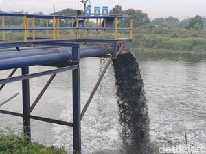Sudah 2 Hari Lumpur Lapindo Kembali Mengalir ke Sungai Porong
