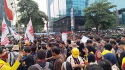 Mahasiswa UI Belum Bisa Capai Bundaran HI, Tertahan di Tosari