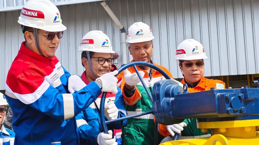 PT Pertamina Gas (Pertagas) bersama Dirjen Migas Kementerian ESDM Laode Sulaeman meresmikan operasional Pipa Gas Cisem II di Kandang Haur Timur, Jawa Barat, Sabtu (6/6/2026). (Dok. Pertagas)