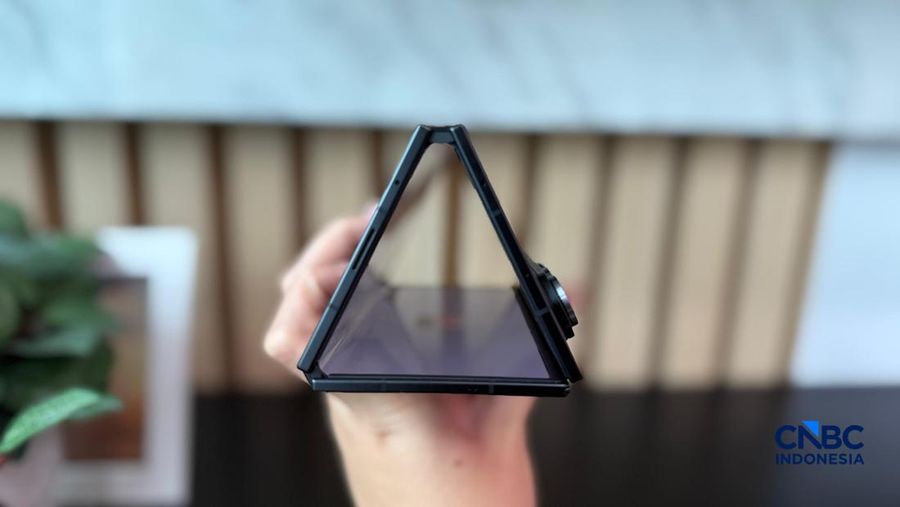 Samsung Galaxy Z TriFold. (CNBC Indonesia/Novina Putri Bestari)