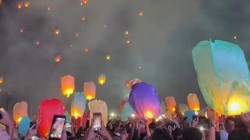 Cantiknya 7.000 Lampion Terbang Menghiasi Langit Lamandau Semalam