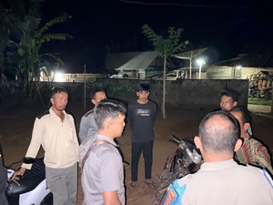 Siswi SMP yang Tusuk Guru SD Saat Kepergok Mencuri Kabur Bersama Ortunya